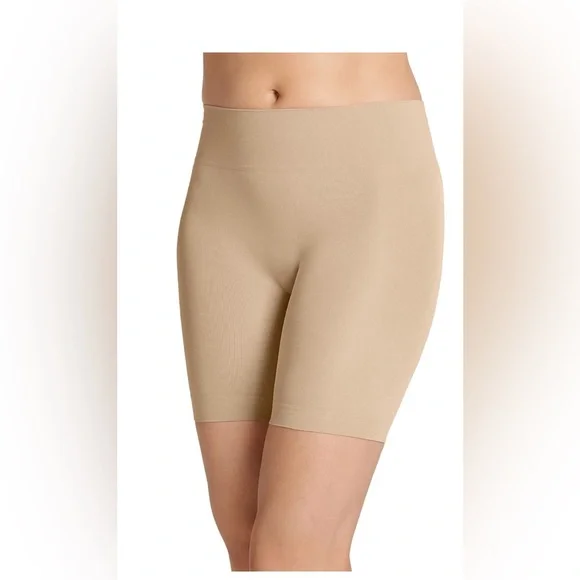 🔴 3/$12 Jockey Seamless Beige No Chafe Slipshorts! NEW! Size Medium. - Picture 2 of 9
